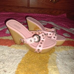 Light pink and Birchwood wooden clogs